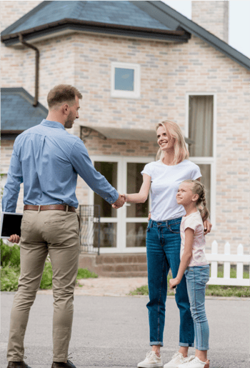 Lender_image_without_bg